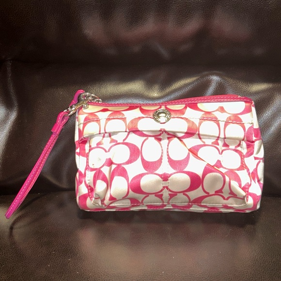 Pink Coach Wristlet - Picture 1 of 13